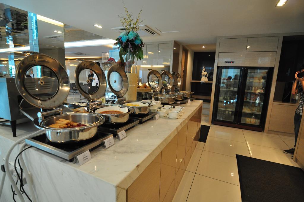 Damas Suites & Residences Κουάλα Λουμπούρ Εξωτερικό φωτογραφία